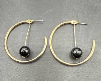 Pair Of Modern Minimalist Hoop Earrings With Black Pearl