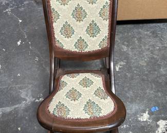 Antique VictorianStyle Carved Wood Folding Rocking Chair