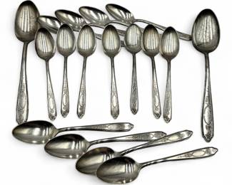 Wm Rogers  Bro Silverplate Teaspoons, Set of Fifteen