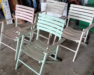 Wooden folding chairs 