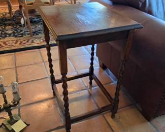 Antique Oak Barley Twist Side Table Lamp Stand English Tudor Style