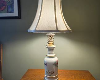 Vintage Floral Porcelain Table Lamp Brass Base Dual Socket w Shade