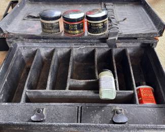 Mortician makeup kits