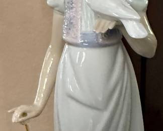 Lladro Summer Stroll