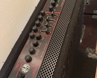 Guitar Amplifier Power Amp with Noise Reduction and Equalizer