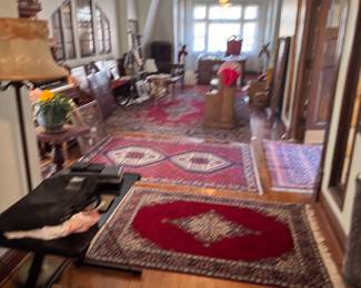 Fine Persian Kerman Rug with Traditional Floral Field