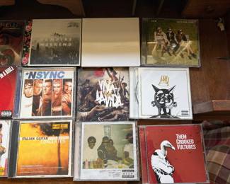 Mixed Lot of 12 Popular Music CDs Beatles Kendrick Lamar Coldplay