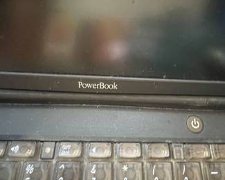 Apple PowerBook G3 Laptop with USB Hockey Puck Mouse & Keyboard