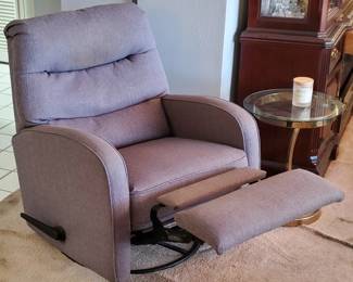 Swivel, Rocker, Reliner! Like-new