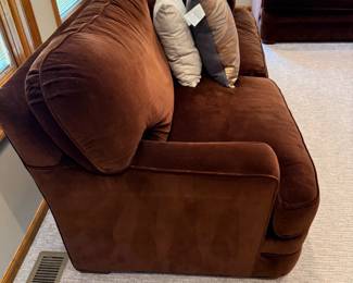 SHERRILL Furniture Sofa