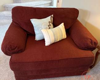 KING HICKORY Oversized Armchair