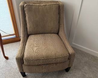 BROYHILL Armchair