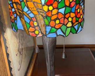 Tiffany Style-Stained Glass Lamp