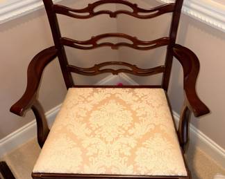 Antique mahogany Chippendale style dining room set