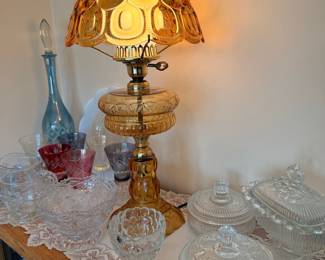 L.E. Smith Amber Moon and Stars Oil Lamp