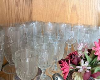 Vintage Jeannette Iris and Herringbone Glassware Set