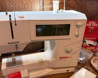 Bernina 1530 "Inspiration" Sewing Machine