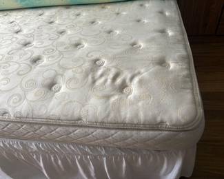 king Mattress w/ Topper $150