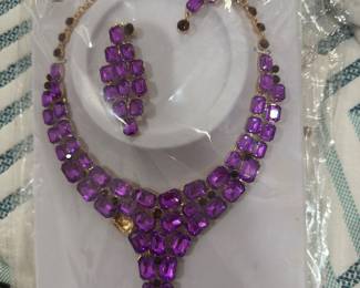 ladies Costume Jewelry 