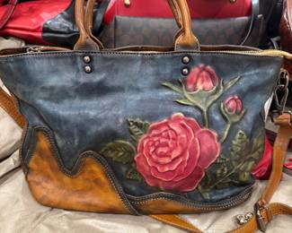 Ladies Leathere Handbag by Pejushi