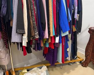 Ladies Clothing ALL NICR