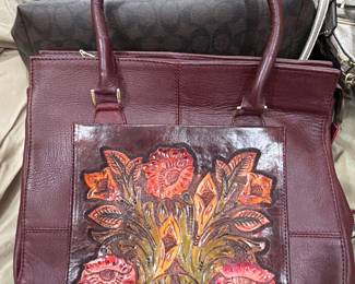 Ladies Leather Mauzavi Handbag