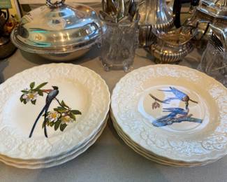 Set of 8 Alfred Meakin "Birds of America" Luncheon Plates