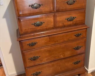 Maple 7-Drawer Highboy Dresser