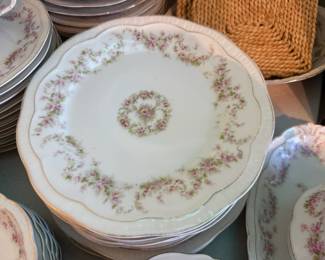 Z.S. & Co. "Orleans" Porcelain Dinnerware Set