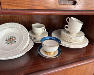 Wedgwood Edme and Conway Creamware China Set 