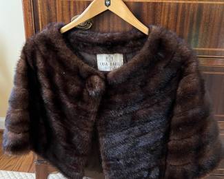 Casa Baril Brown Mink Fur Capelet