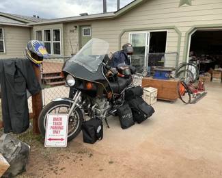 Yamaha Bike w/assessories