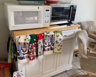 Kit cf en island and small appliances