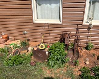 yard art