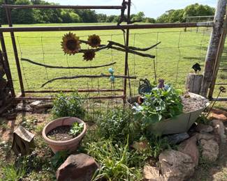 yard art