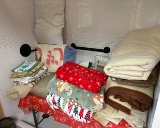blankets, linens
