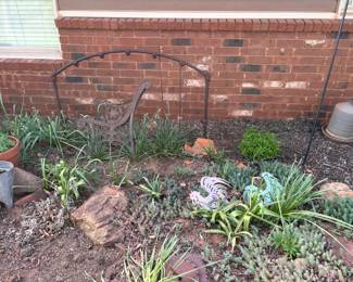 yard art