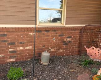 yard art
