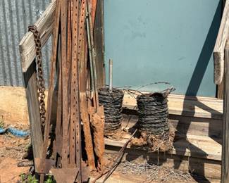 t posts, barb wire