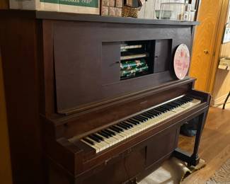 Player Piano with rolls
