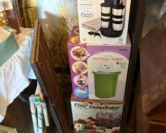 ice cream freezer, Cuisinart Two to Go coffeemaker, food dehydrator