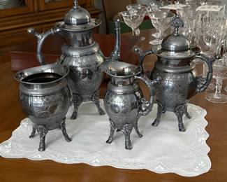 Victorian Quadro Plate tea set