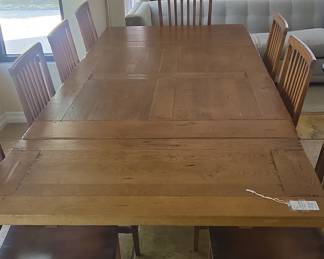 Rustic Farmhouse Reclaimed Wood Dining Table with Chairs