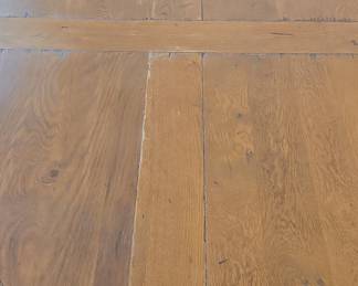 Rustic Farmhouse Reclaimed Wood Dining Table with Chairs