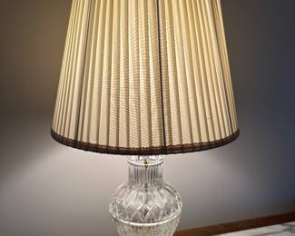 Crystal table lamp