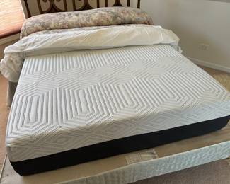 Curve full mattress