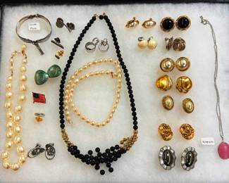 Costume Jewelry Tray Some Signed