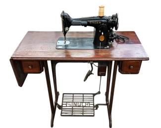 Singer Sewing Machine