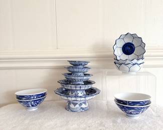blue and white thai porcelain nesting footed serving bowls, blue and white thai porcelain nesting footed serving bowls, Thai Lotus Flower Dishes 