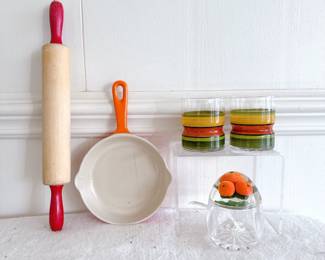 Le creuset orange and white pan